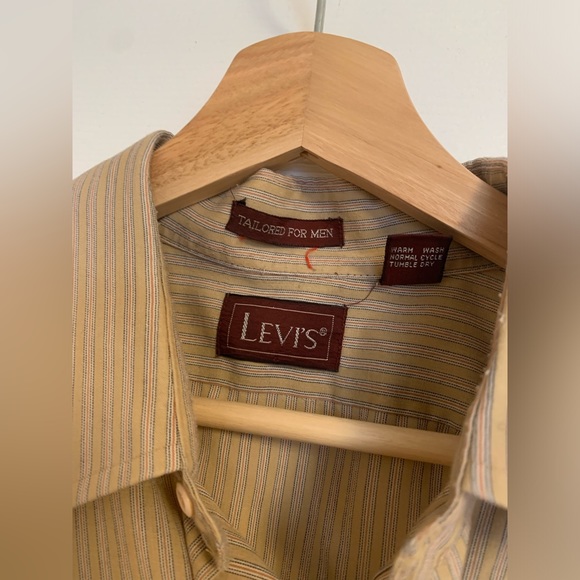 Vintage Levi's For Men Buttondown Shirt, tan stripes, large - Picture 4 of 8